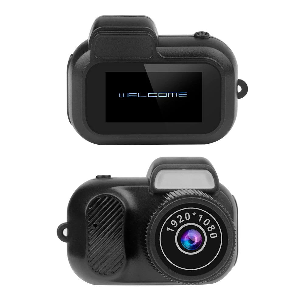 ArchiRetro Camera Keychain Size